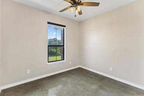 622 County Road 2753 Mico TX 78056