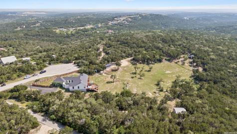 622 County Road 2753 Mico TX 78056