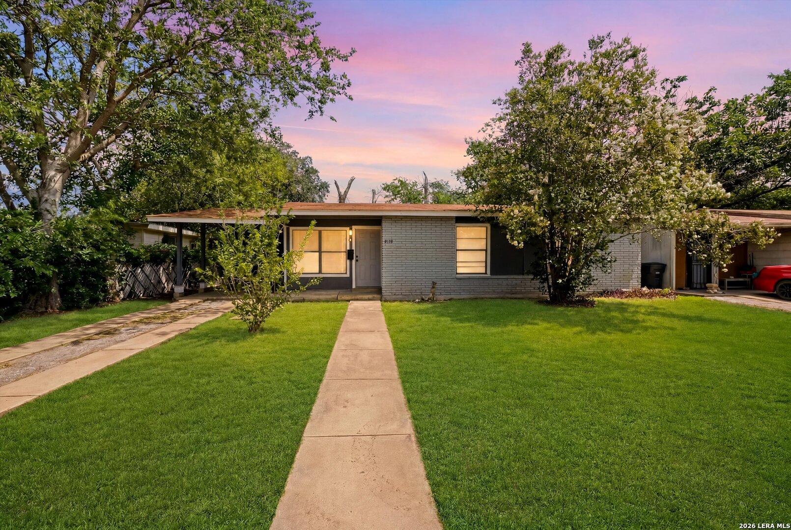 4359 Wild Oak Drive San Antonio TX 78219