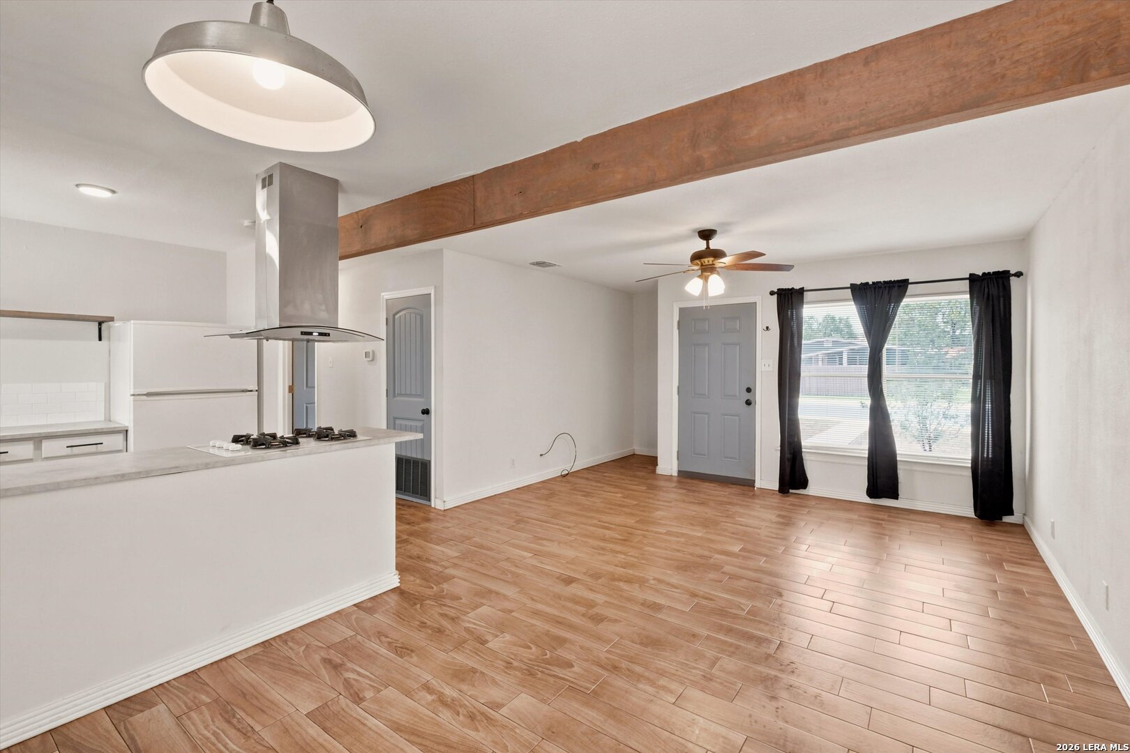 4359 Wild Oak Drive San Antonio TX 78219
