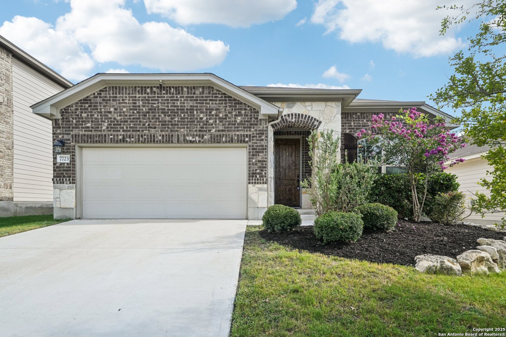7723 Northmoon Fort San Antonio TX 78249