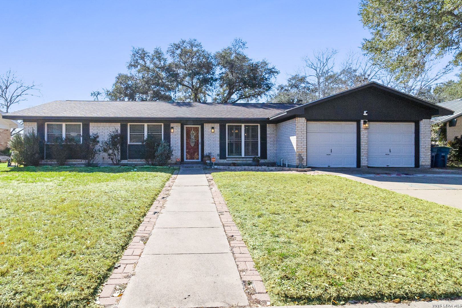 1603 N Las Palmas Beeville TX 78102