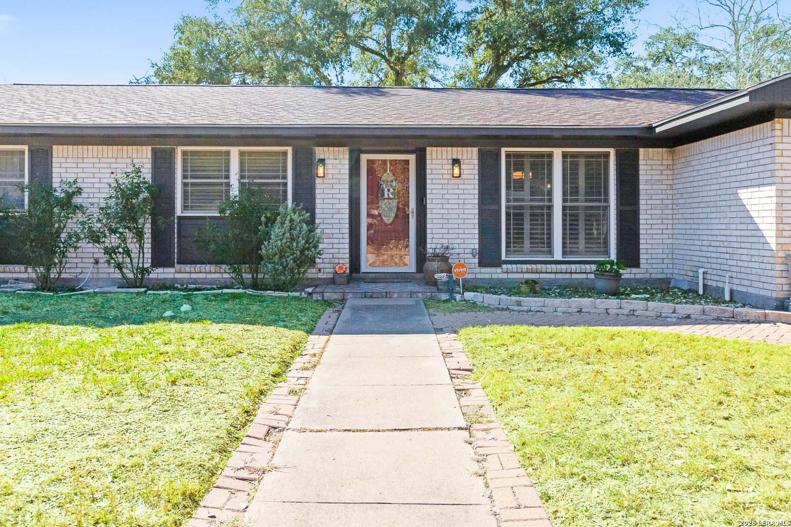 1603 N Las Palmas Beeville TX 78102