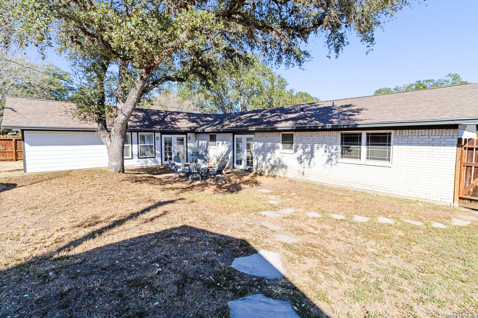 1603 N Las Palmas Beeville TX 78102
