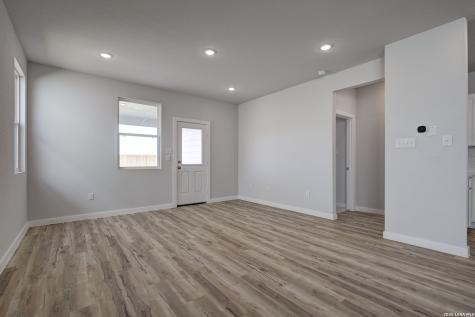 9914 Chavaneaux Landing San Antonio TX 78221