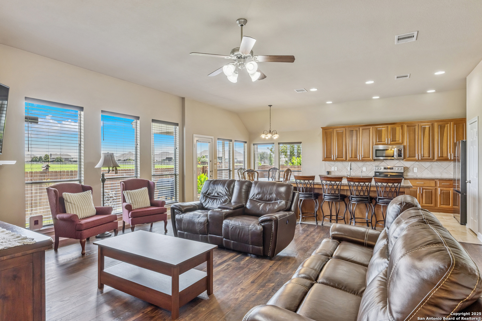 3035 Mustang Meadow Seguin TX 78155