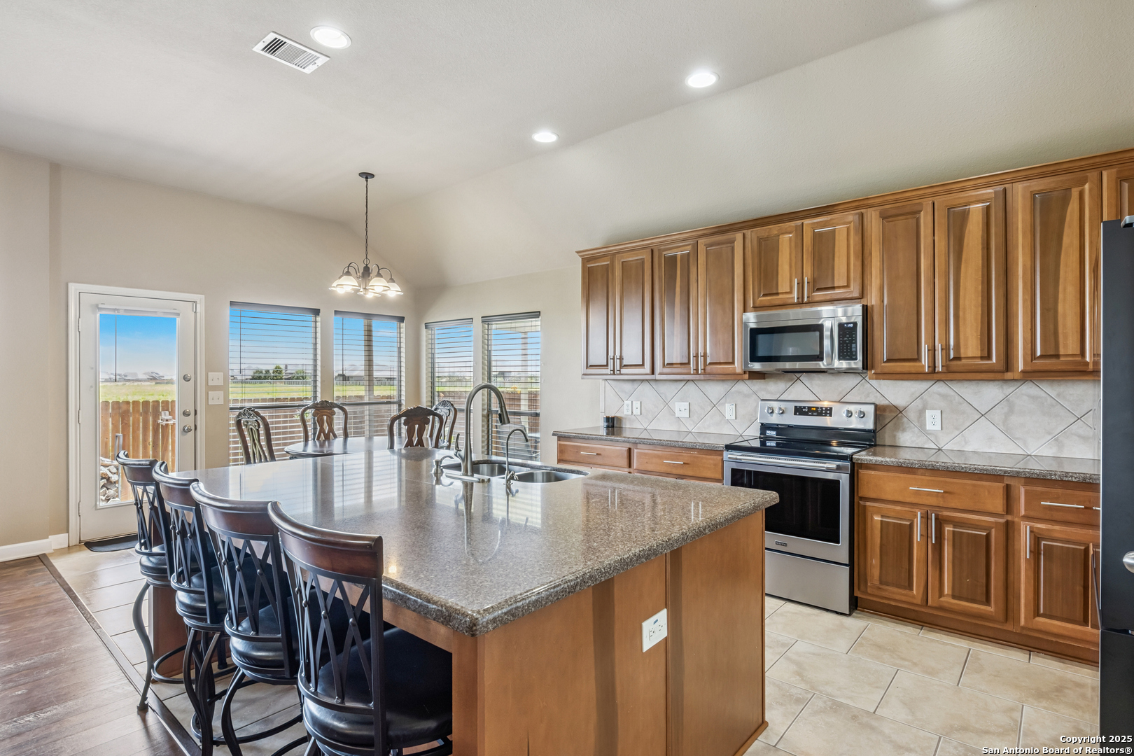 3035 Mustang Meadow Seguin TX 78155