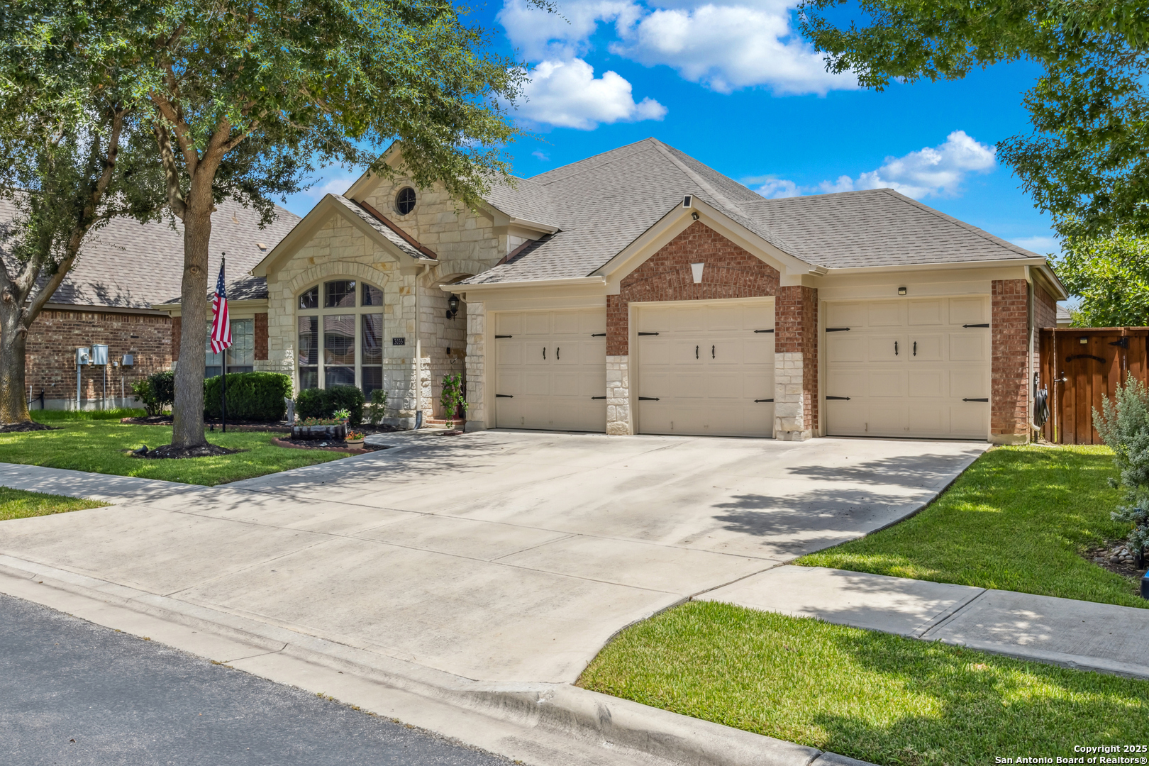 3035 Mustang Meadow Seguin TX 78155