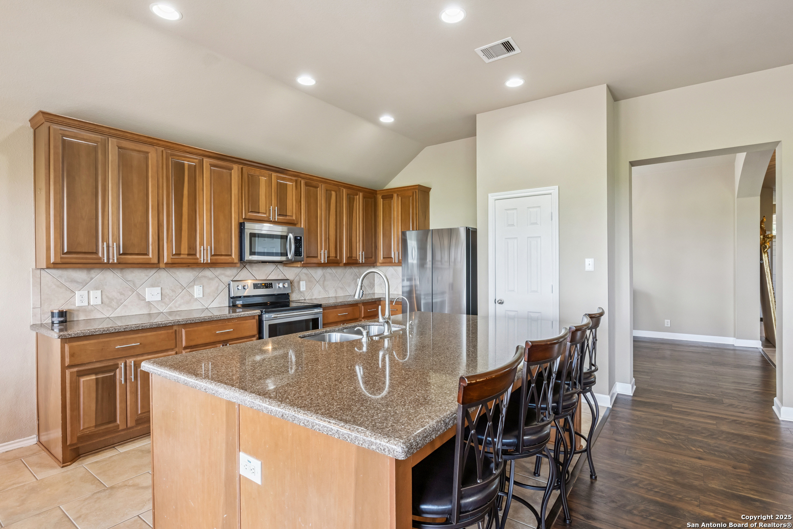 3035 Mustang Meadow Seguin TX 78155