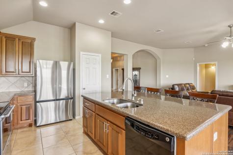 3035 Mustang Meadow Seguin TX 78155