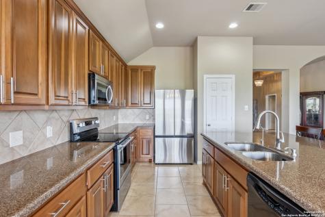 3035 Mustang Meadow Seguin TX 78155