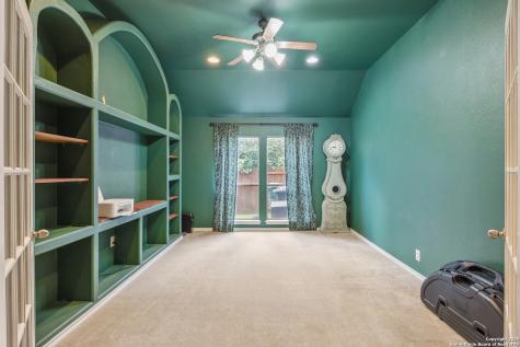 3035 Mustang Meadow Seguin TX 78155