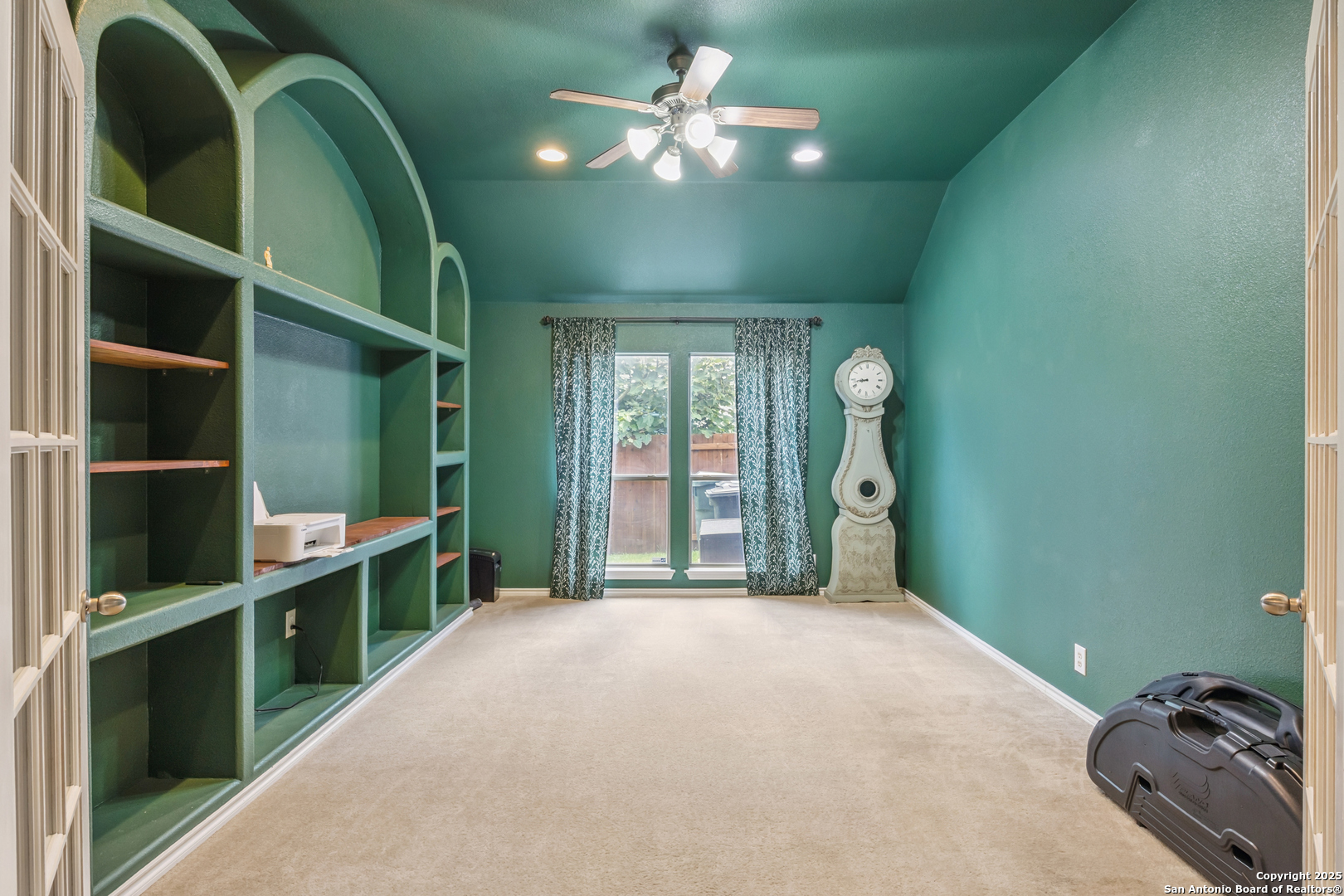 3035 Mustang Meadow Seguin TX 78155