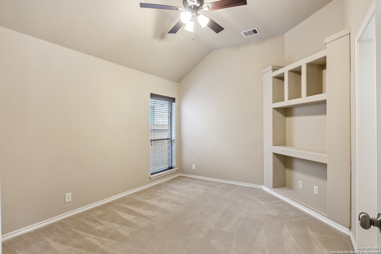 3035 Mustang Meadow Seguin TX 78155
