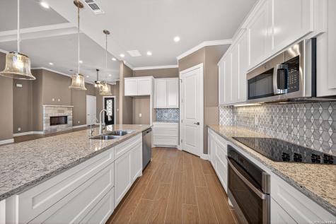 123 John T Court Castroville TX 78009