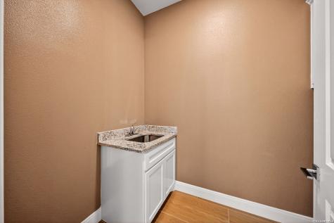 123 John T Court Castroville TX 78009