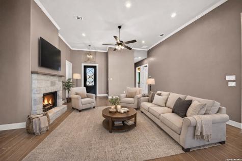 123 John T Court Castroville TX 78009