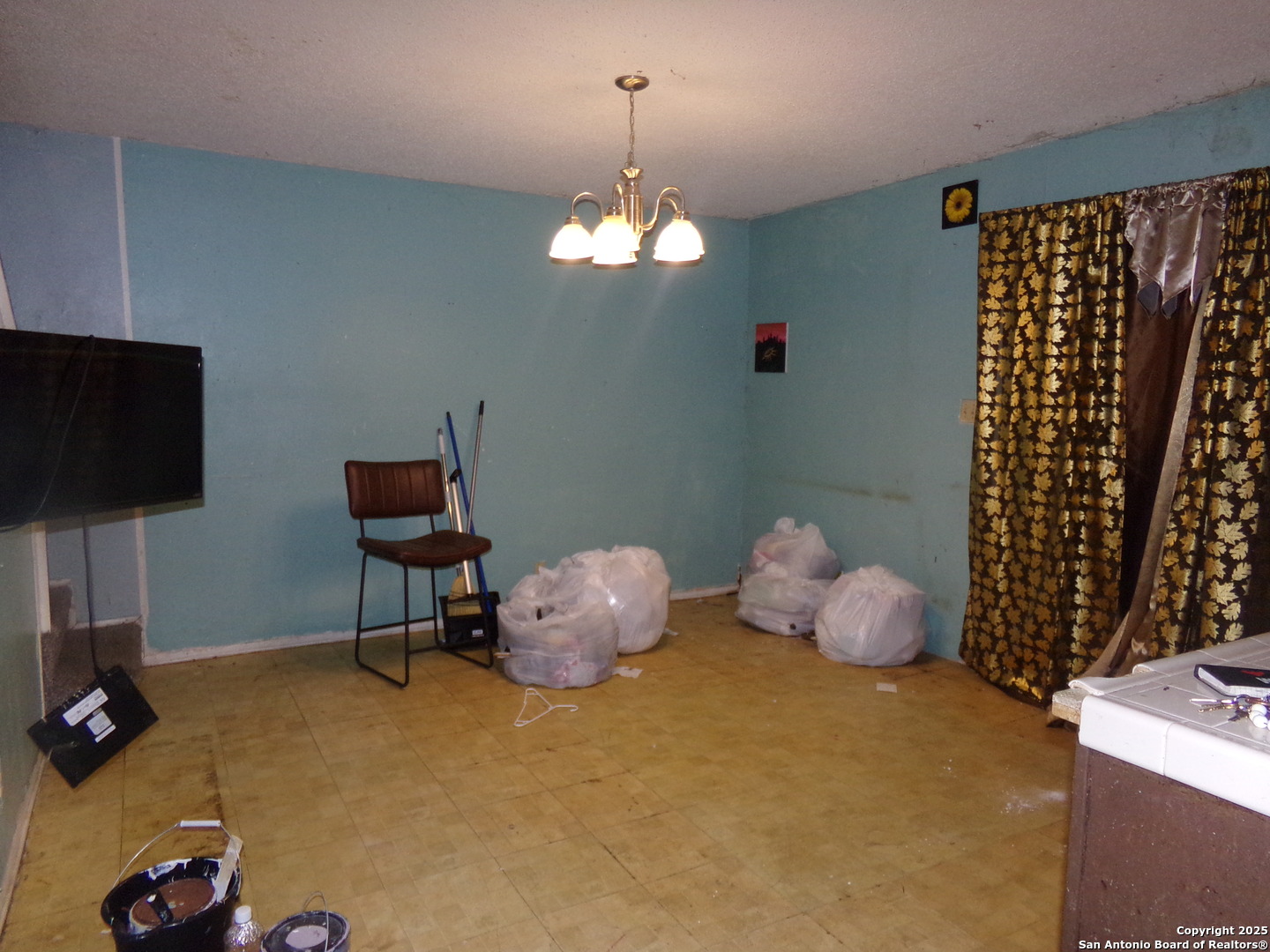 1212 Churing San Antonio TX 78245