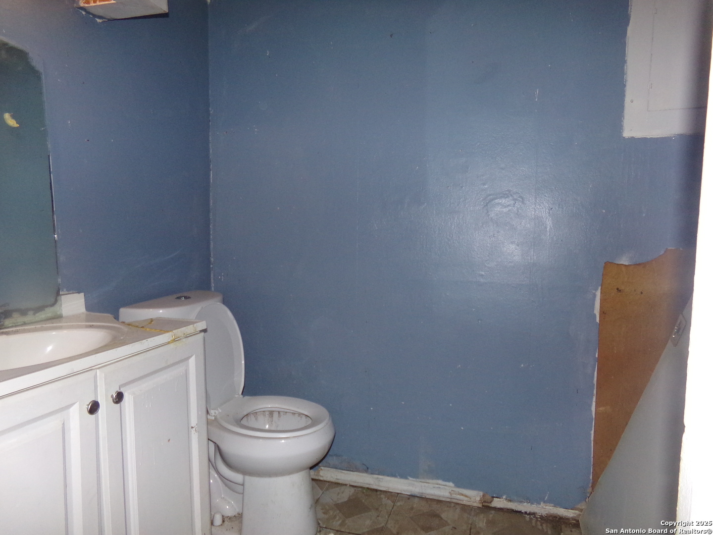 1212 Churing San Antonio TX 78245