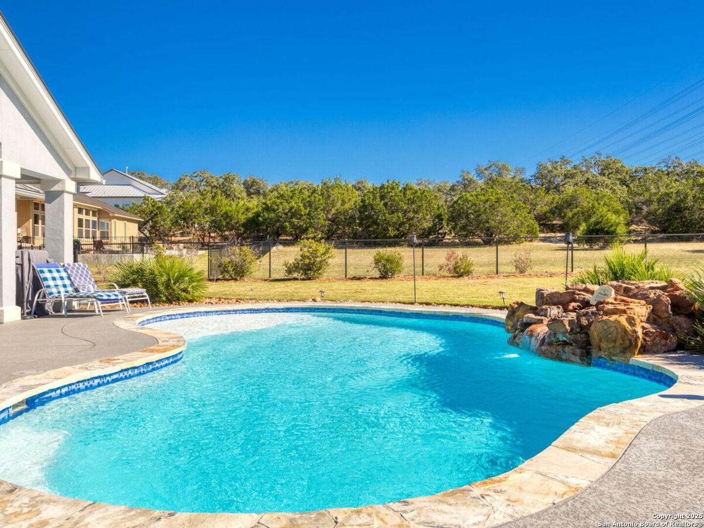 795 Maximino Ridge Road Bulverde TX 78163