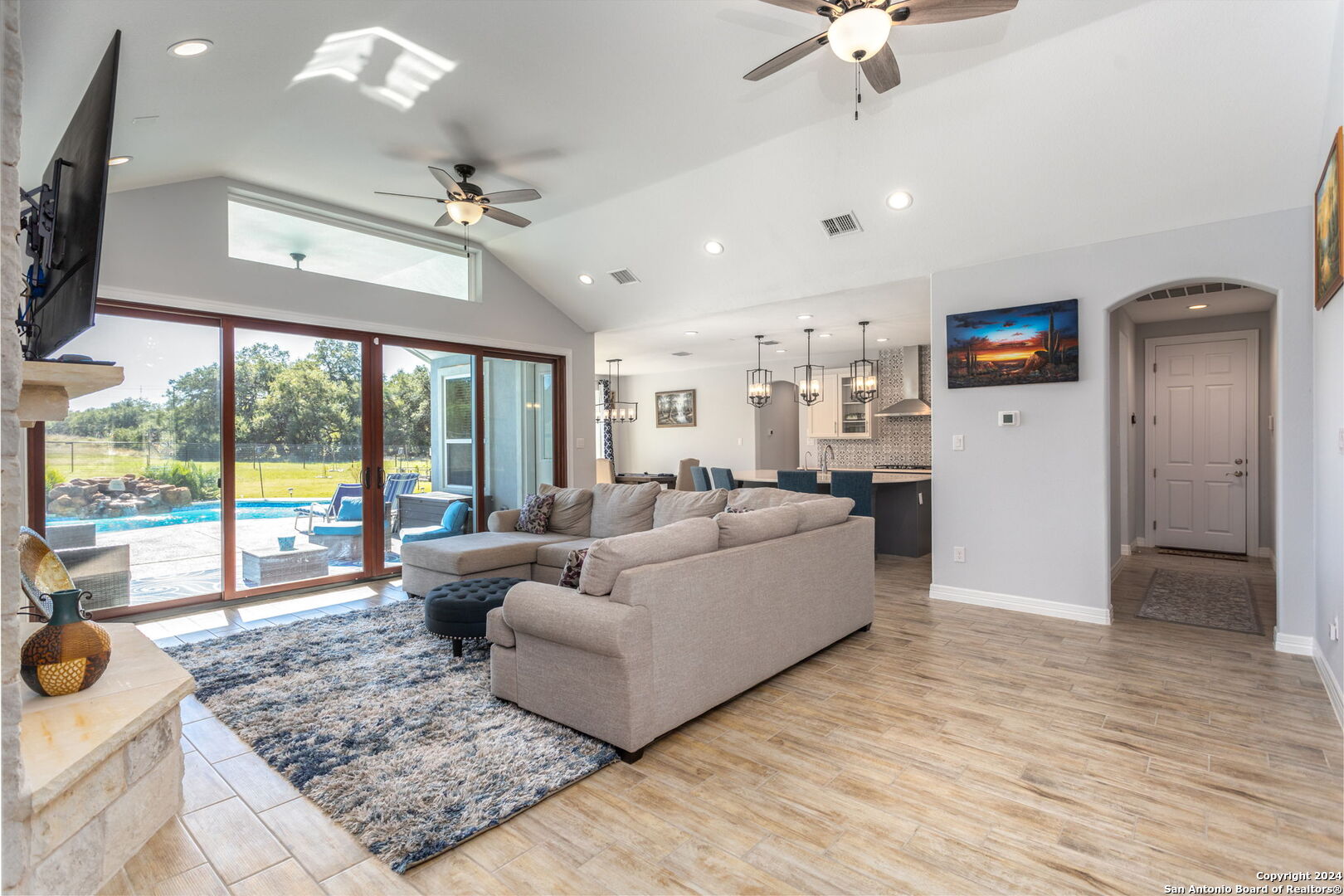 795 Maximino Ridge Road Bulverde TX 78163