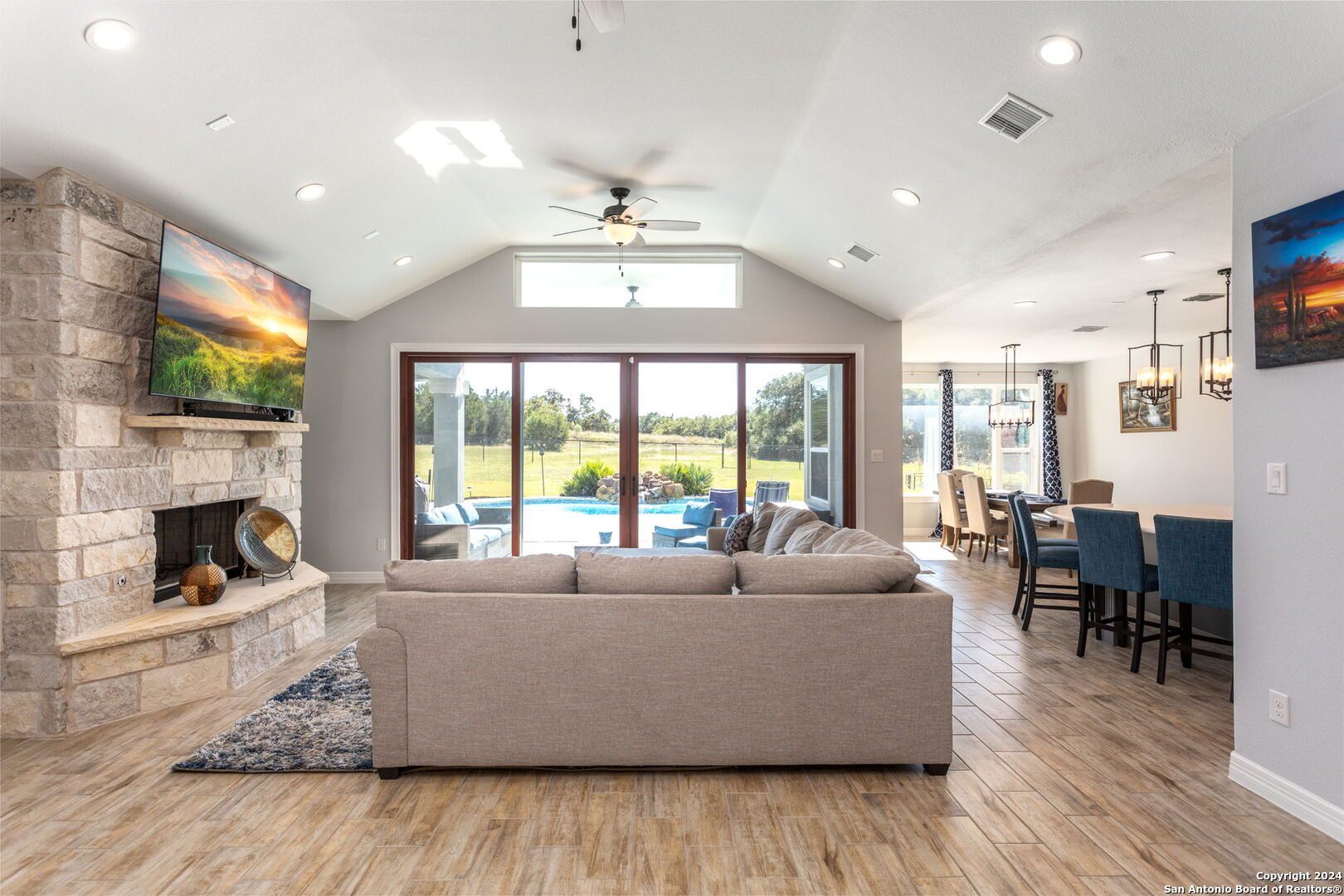 795 Maximino Ridge Road Bulverde TX 78163