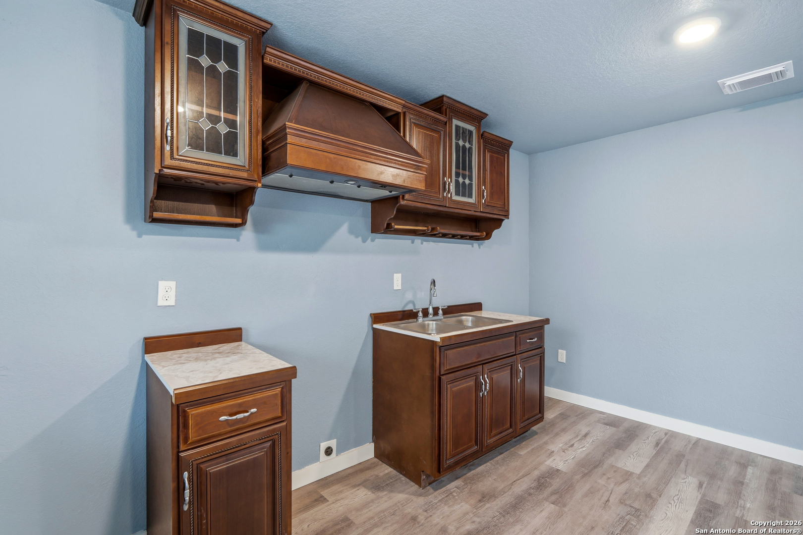 3528 S Laredo San Antonio TX 78207