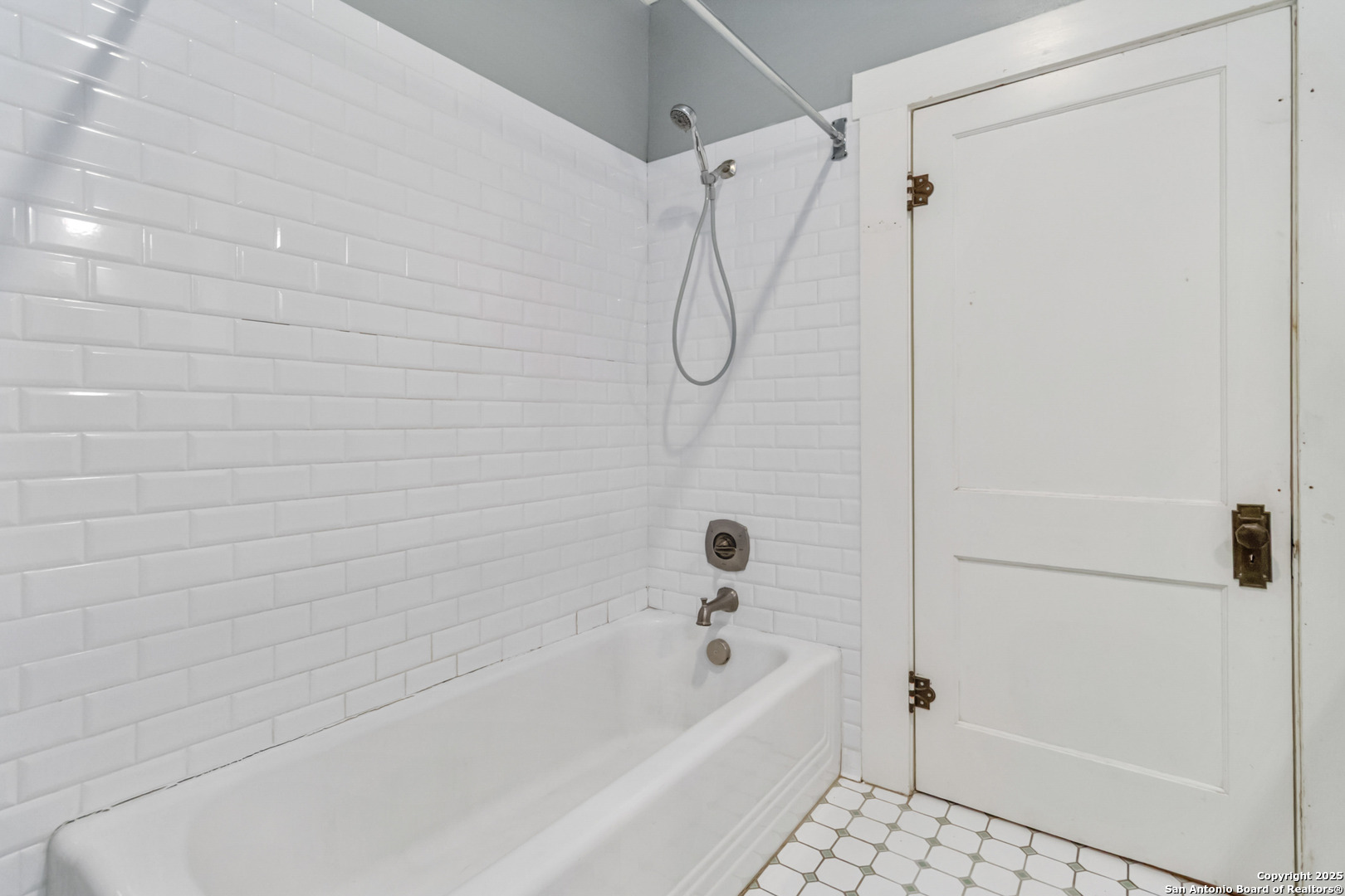 211 Lindell San Antonio TX 78212