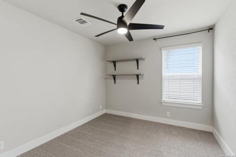 21207 Boulder Flats San Antonio TX 78266