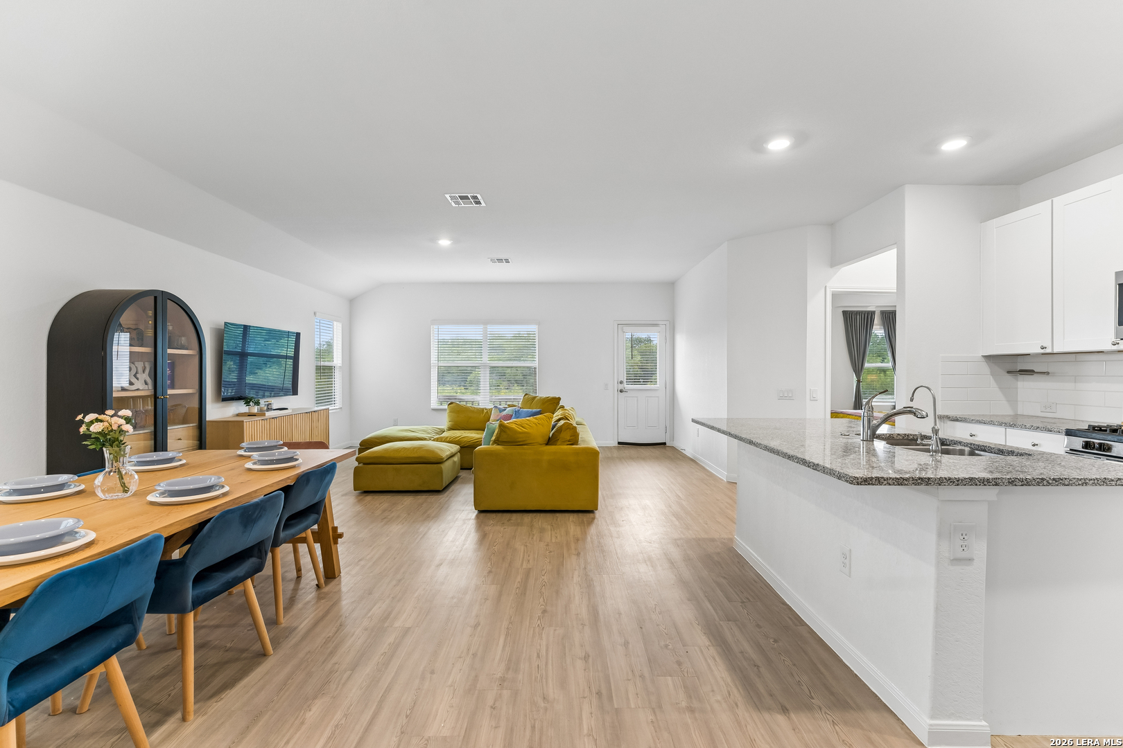 634 Bean Bend San Antonio TX 78221