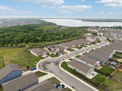 634 Bean Bend San Antonio TX 78221