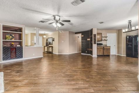 10903 Bristle Oak Drive San Antonio TX 78249