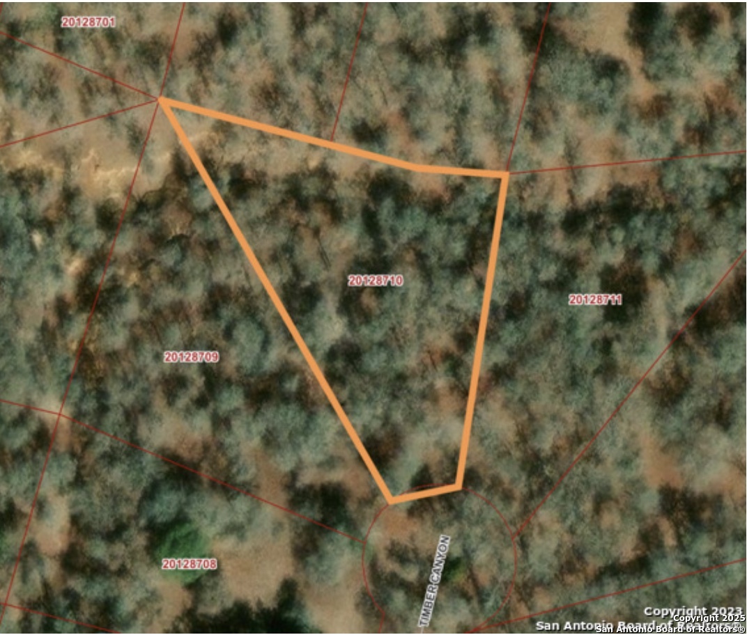 113 Timber Canyon La Vernia TX 78121