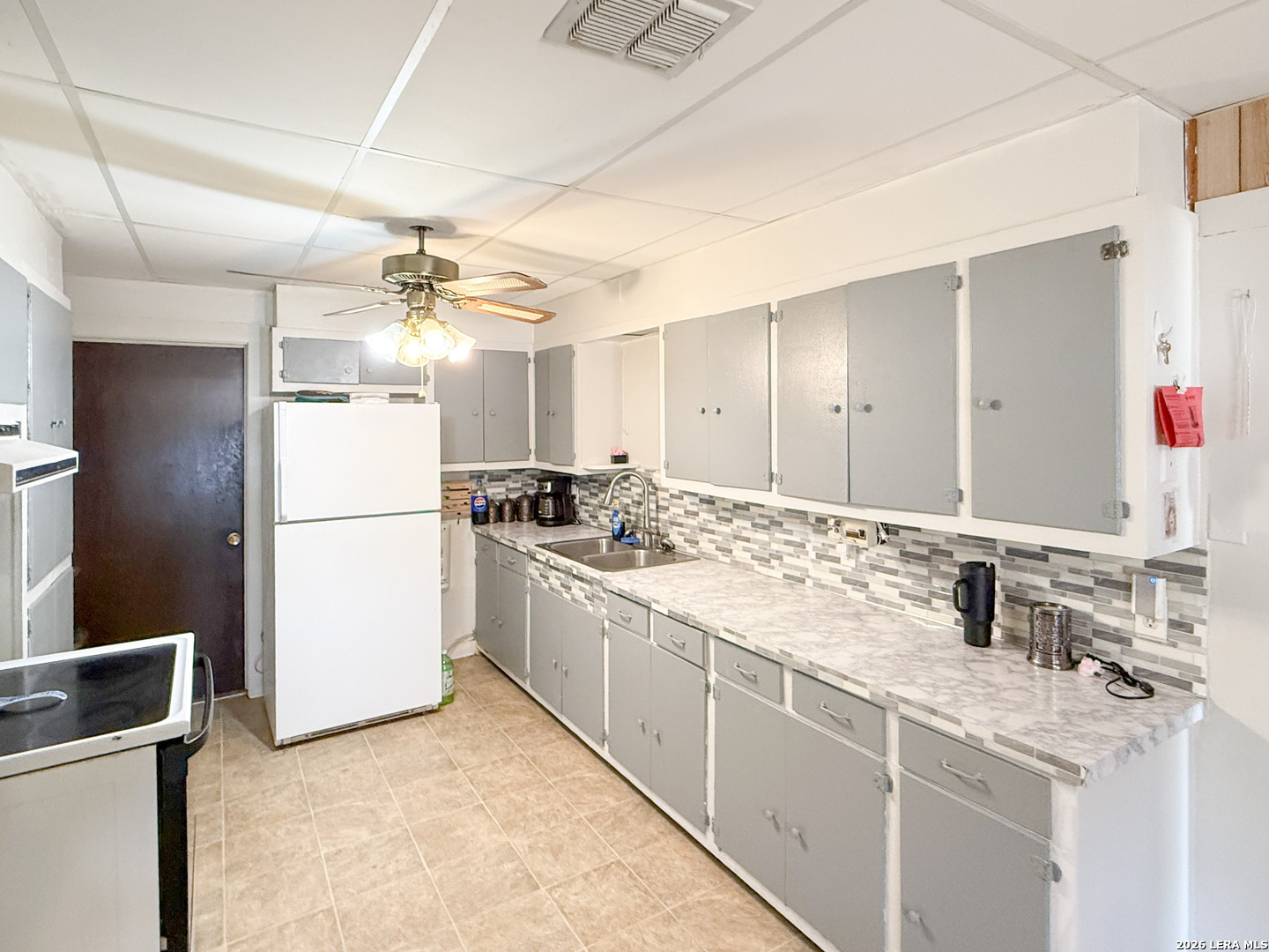 110 Renfro Drive Devine TX 78016