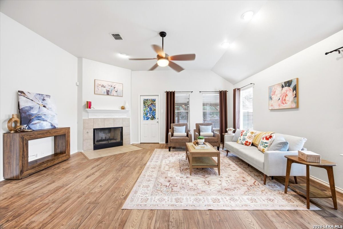 2715 Trinity Pass San Antonio TX 78261