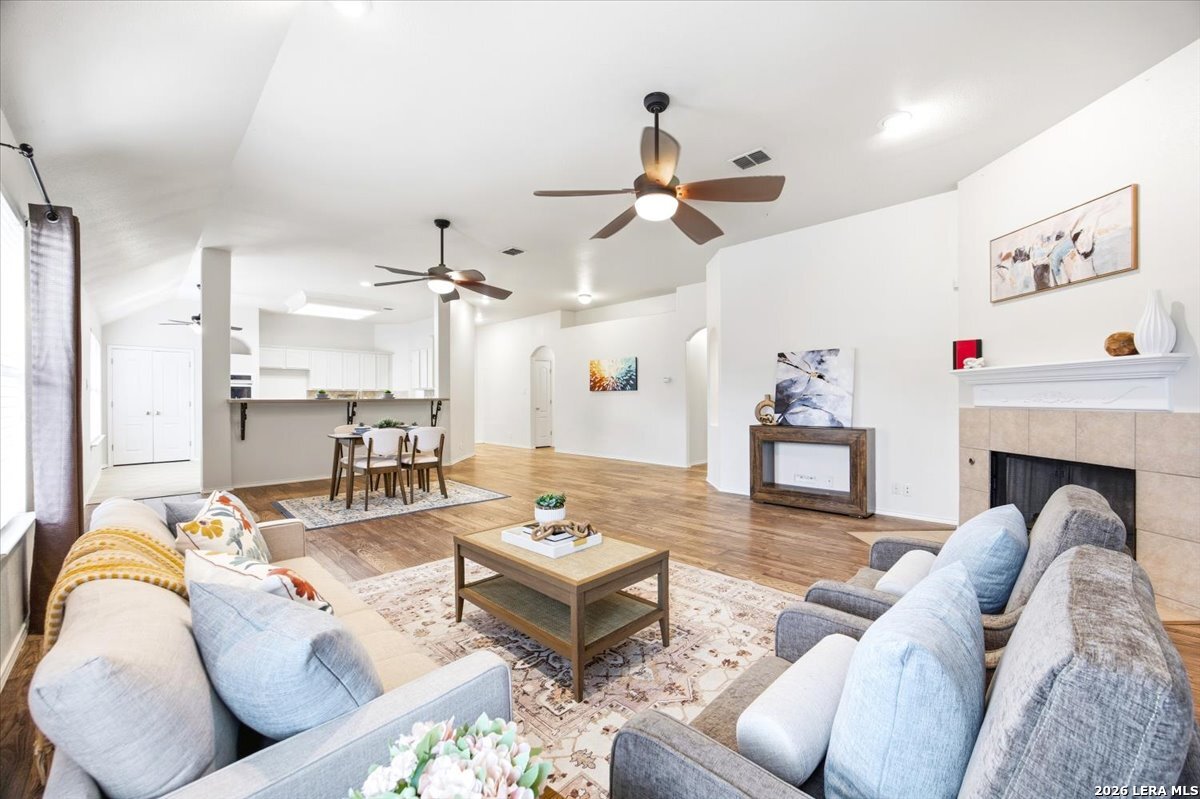 2715 Trinity Pass San Antonio TX 78261