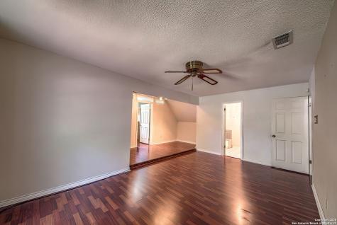 3035 Laura Lee Way San Antonio TX 78223