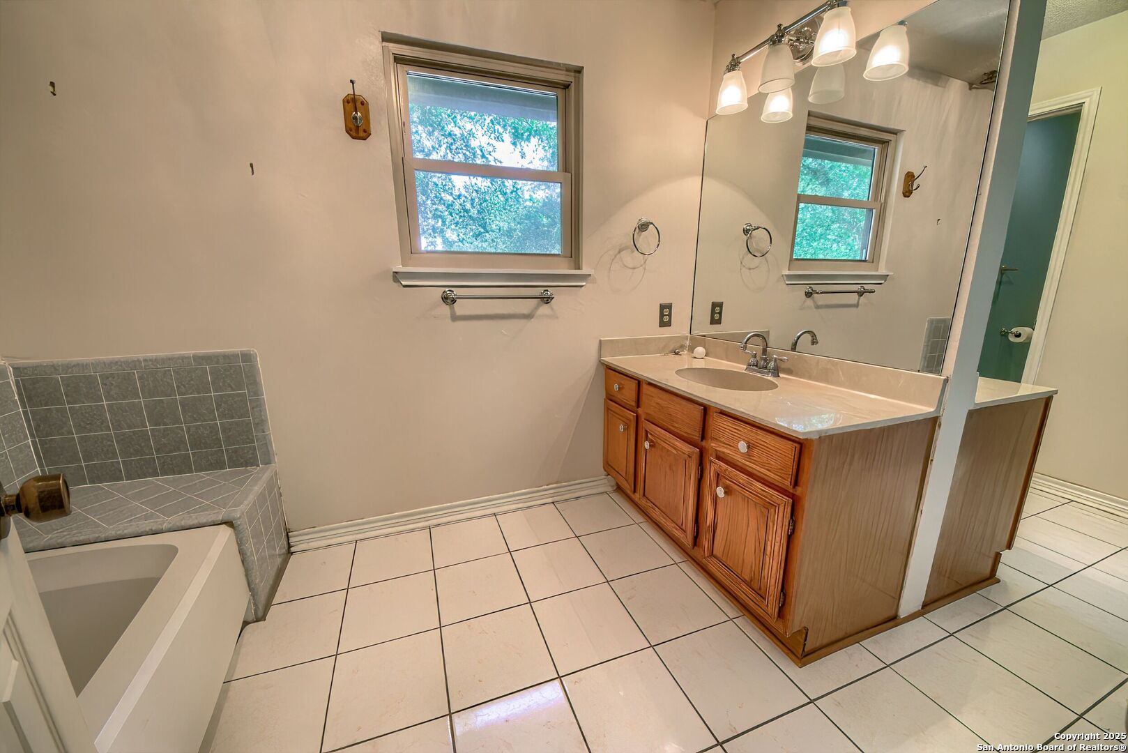 3035 Laura Lee Way San Antonio TX 78223