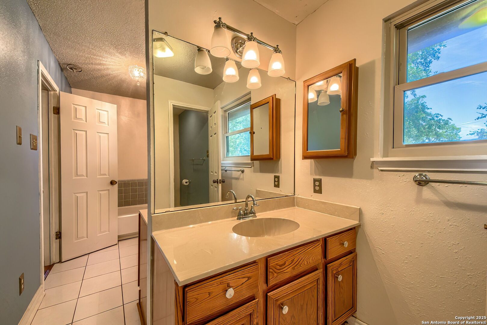 3035 Laura Lee Way San Antonio TX 78223