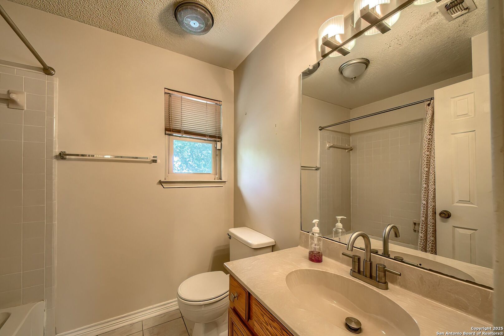 3035 Laura Lee Way San Antonio TX 78223