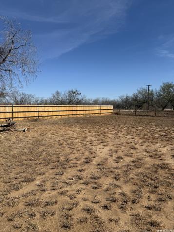 718 Duncan Carrizo Springs TX 78834