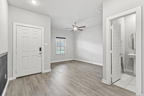 3209 Hyacinth New Braunfels TX 78130