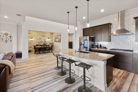 41 W Mariposa Parkway Boerne TX 78006