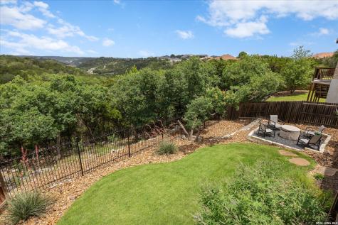 41 W Mariposa Parkway Boerne TX 78006