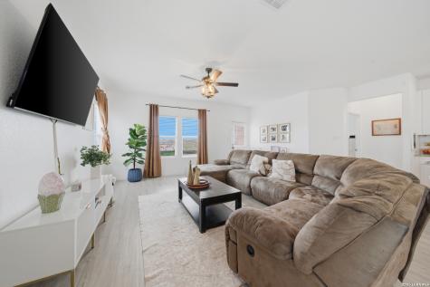 6902 Pail Place San Antonio TX 78252