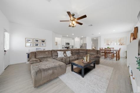 6902 Pail Place San Antonio TX 78252