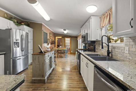390 Galveston Street Bandera TX 78003