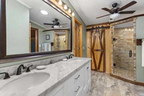 390 Galveston Street Bandera TX 78003