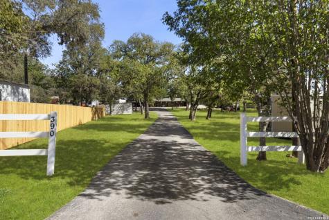 390 Galveston Street Bandera TX 78003
