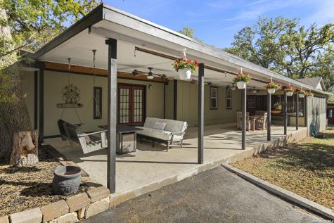390 Galveston Street Bandera TX 78003